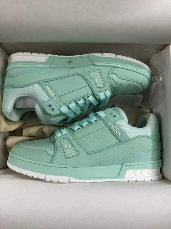 Picture of Louis Vuitton Shoes _SKULVsz35-46mnf072316492